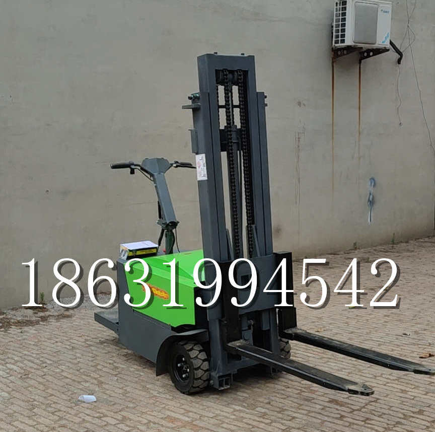 北斗镇优程全电动叉车插腿式堆高车液压装卸车1.5吨升高小型站驾式铲车